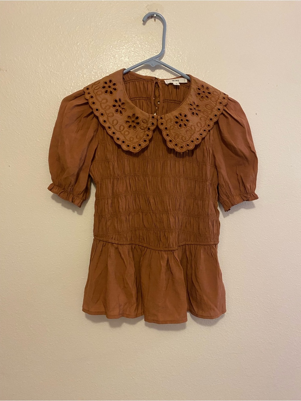 Scalloped Eyelet Collar Puff Sleeve Blouse - Rust